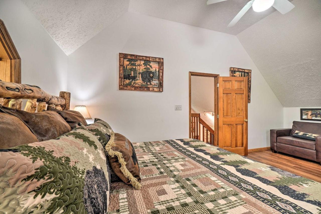 Picturesque Pigeon Forge Cabin With Mountain Views Eksteriør billede