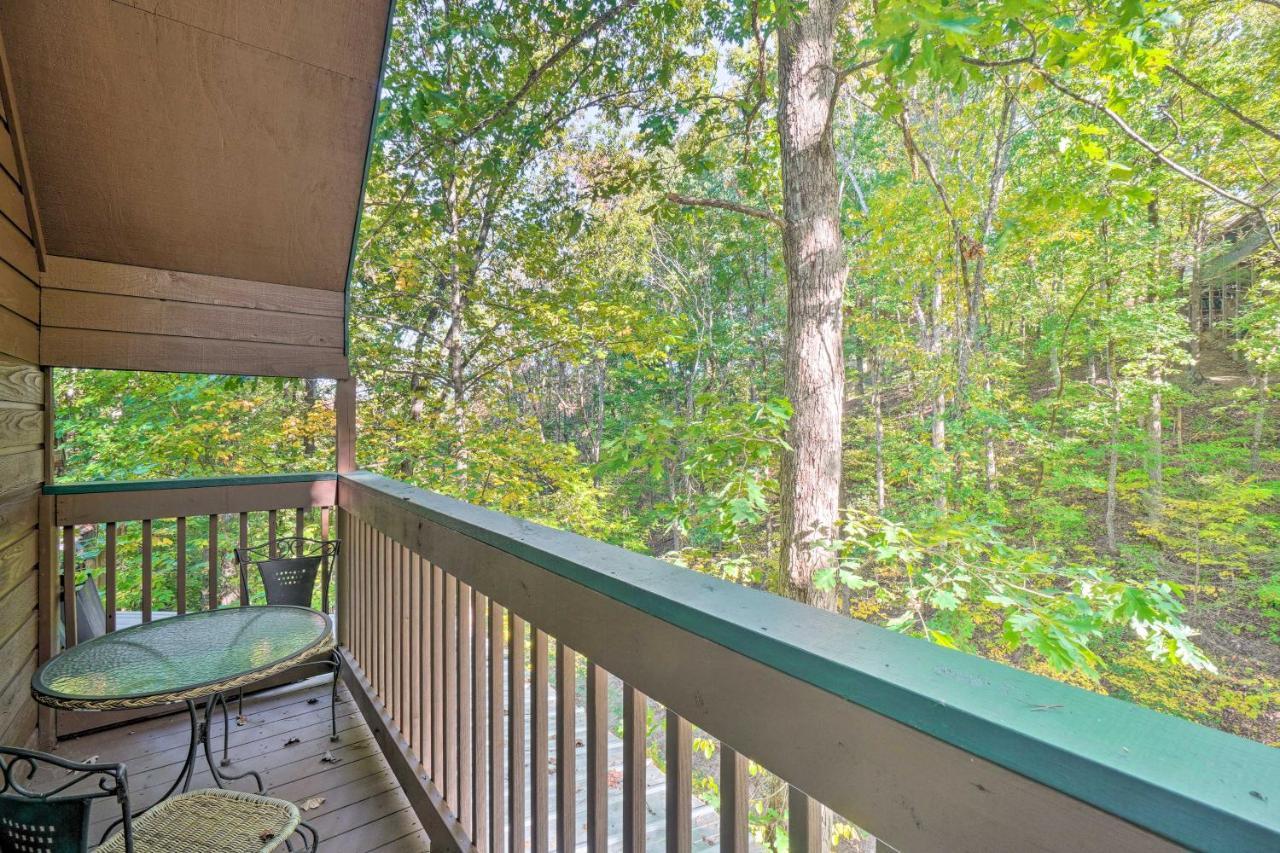 Picturesque Pigeon Forge Cabin With Mountain Views Eksteriør billede