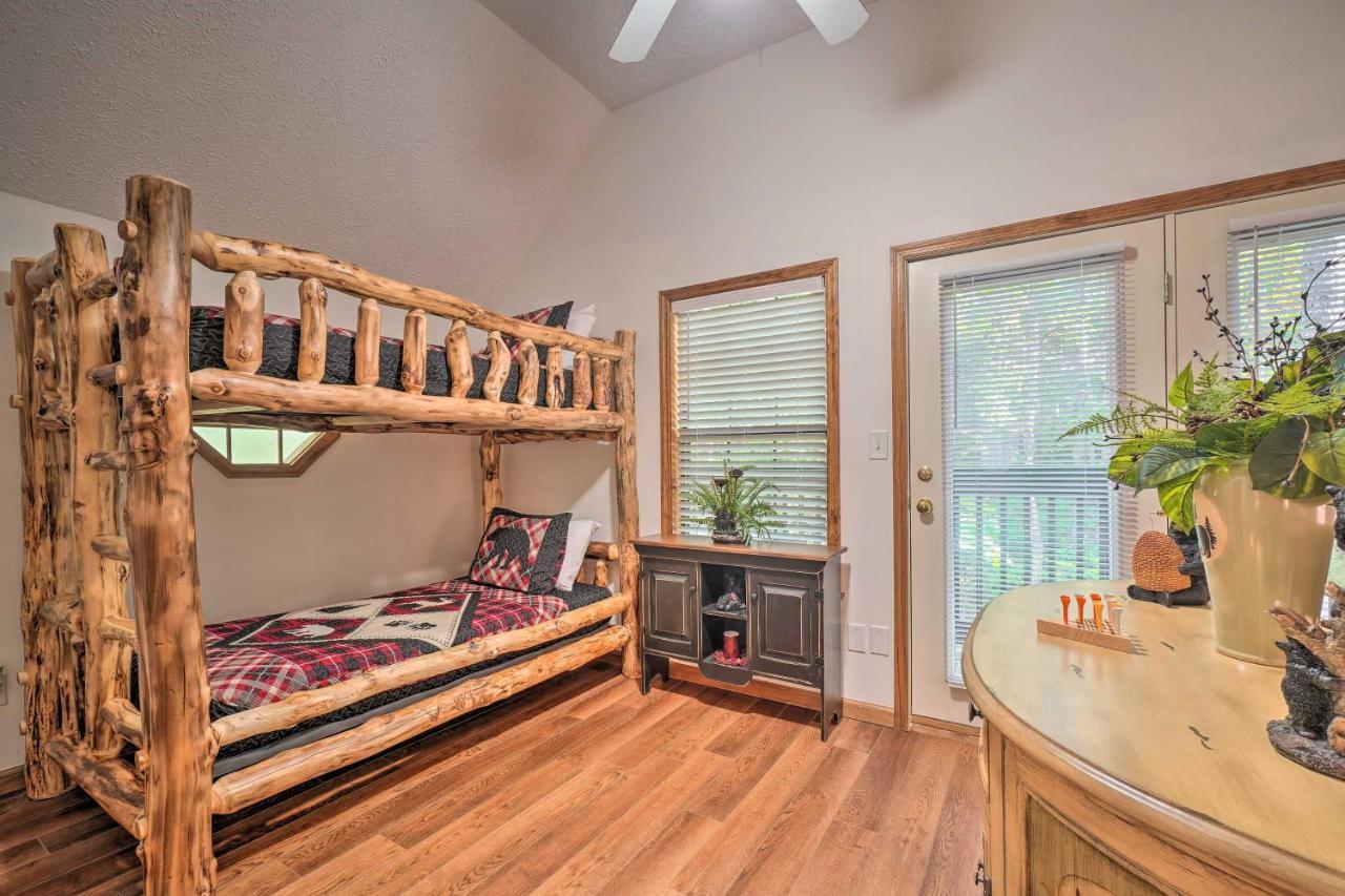 Picturesque Pigeon Forge Cabin With Mountain Views Eksteriør billede
